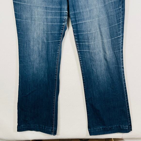 Lane Bryant Wide Leg Bootcut Patchwork Jeans Womens 22 Tall Distressed Whiskered - Picture 4 of 8